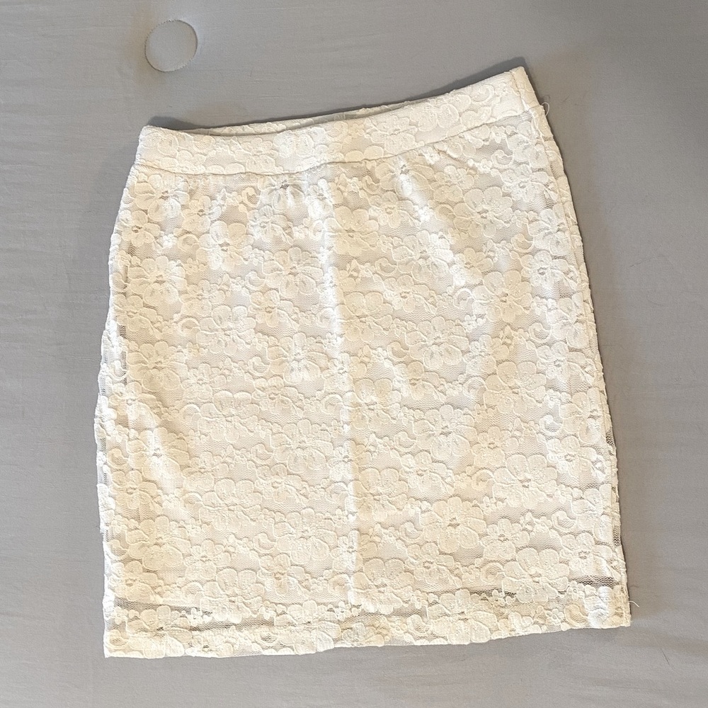 Cream Lace Fitted Skirt